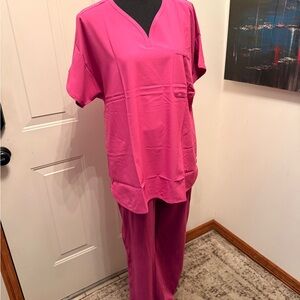 NWT Women's Wink Raspberry Scrubs